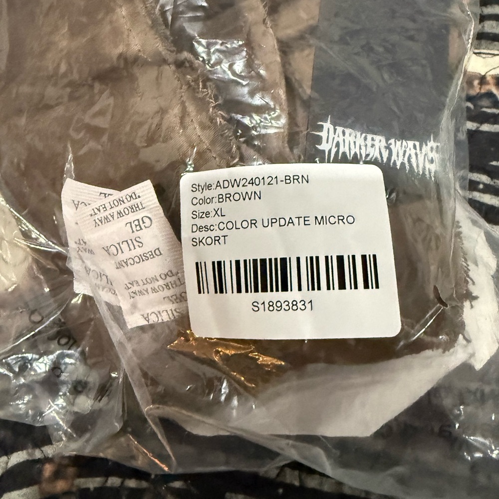 Dolls kill Darker wavs mini skort in brown XL - Picture 12 of 12